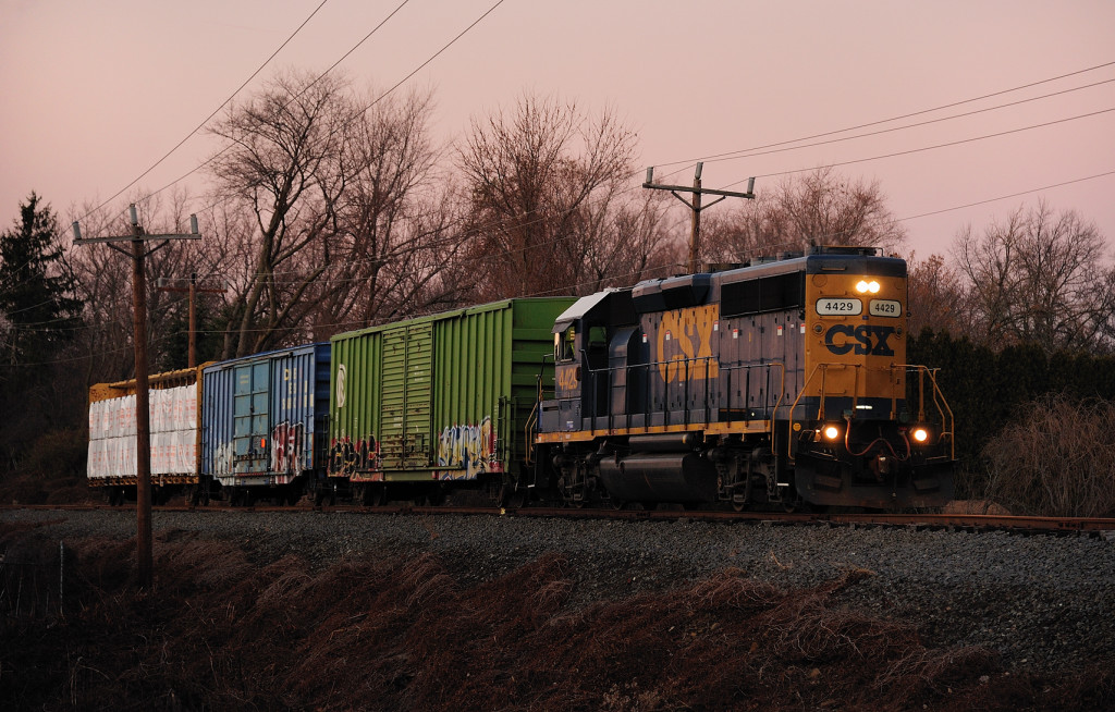 DSC3955CSX4429ConrailSharedAssetsSA31ShrewsburyNJ12132012