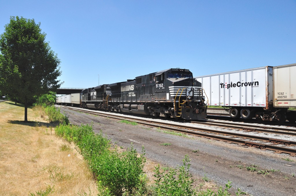 Norfolk Southern Archives - Page 3 of 9 - RailsEast.com